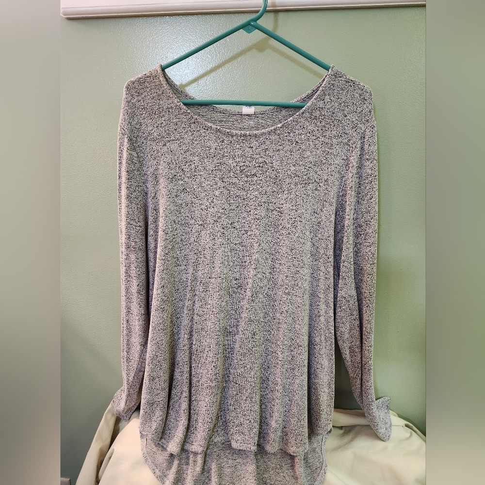 Gray long sleeve from old navy  2XL.